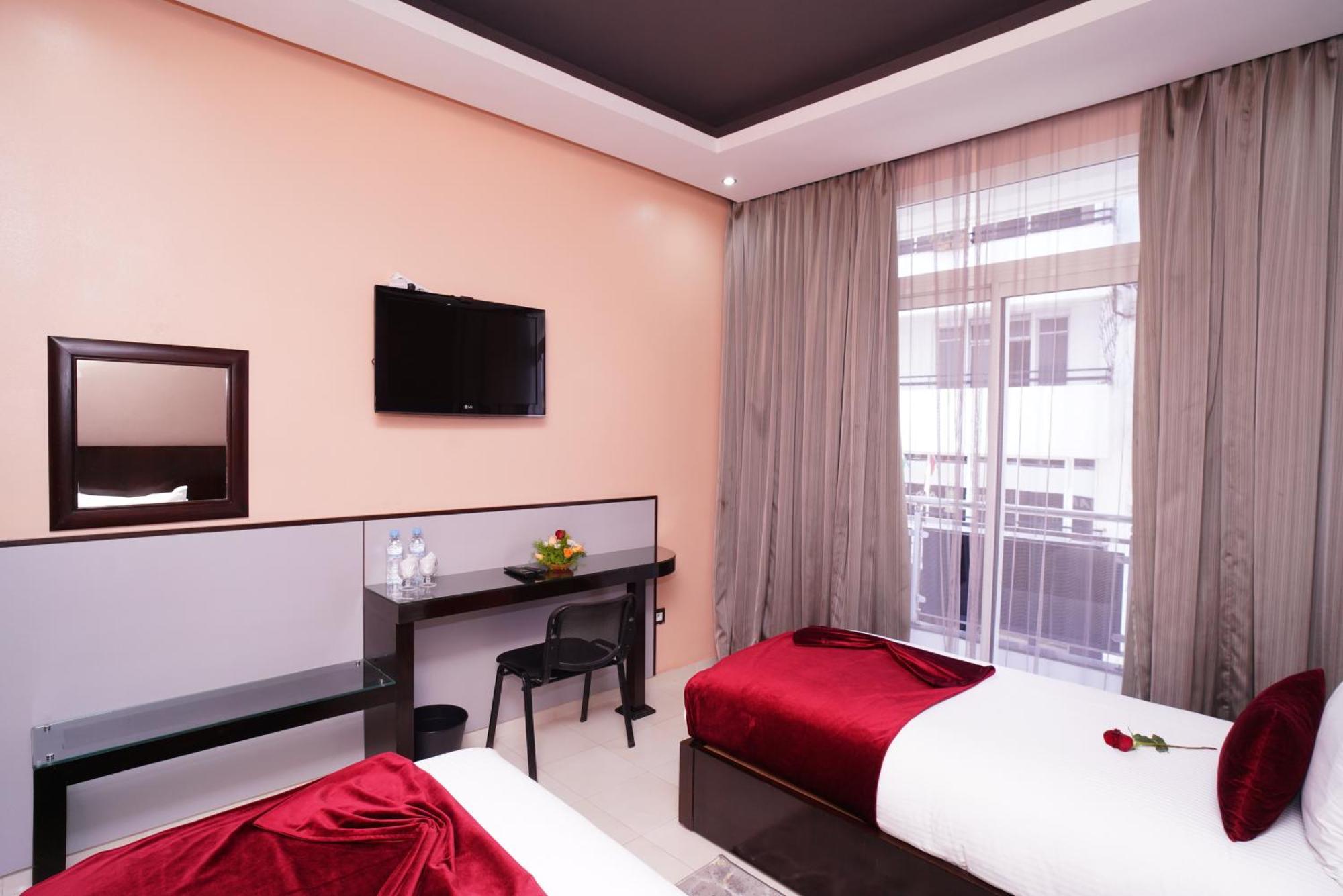 Hotel La Capitale Rabat Esterno foto